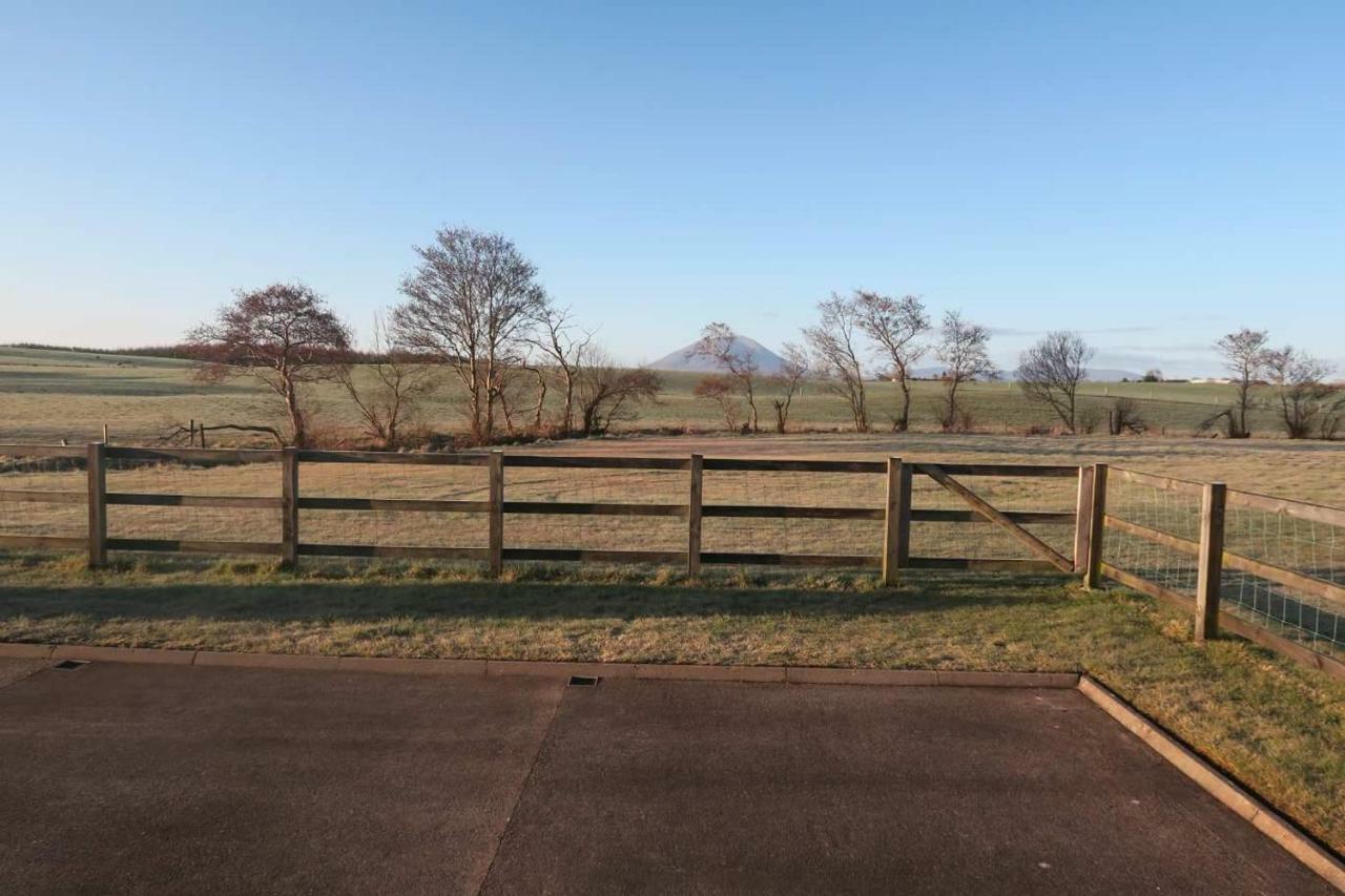Thistledown - Ballina - Crossmolina - County Mayo - Sleeps 8 - Sister Property To Inglewood מראה חיצוני תמונה